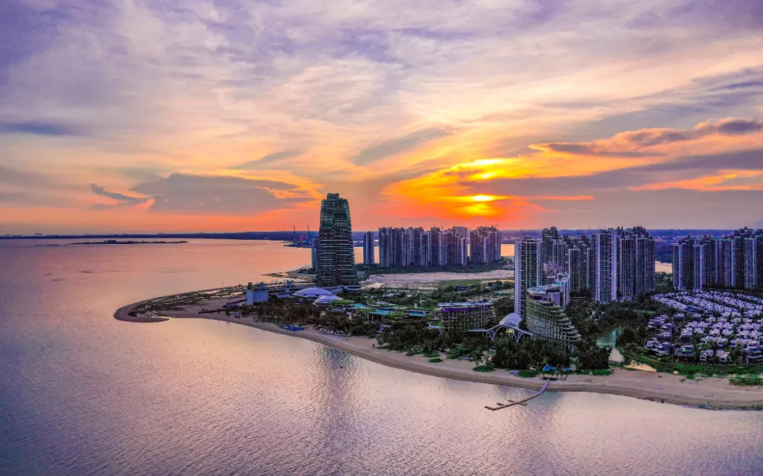 夕陽余暉下的碧桂園森林城市